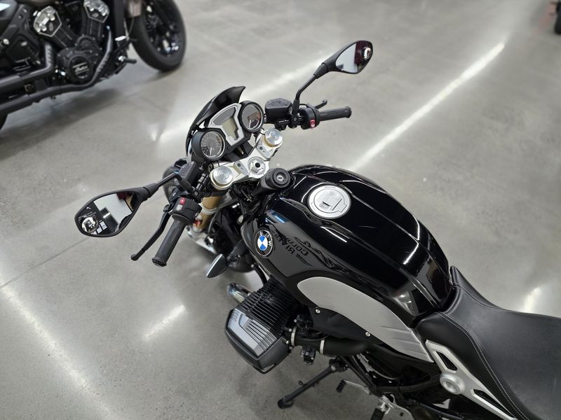 2015 BMW R nineT 