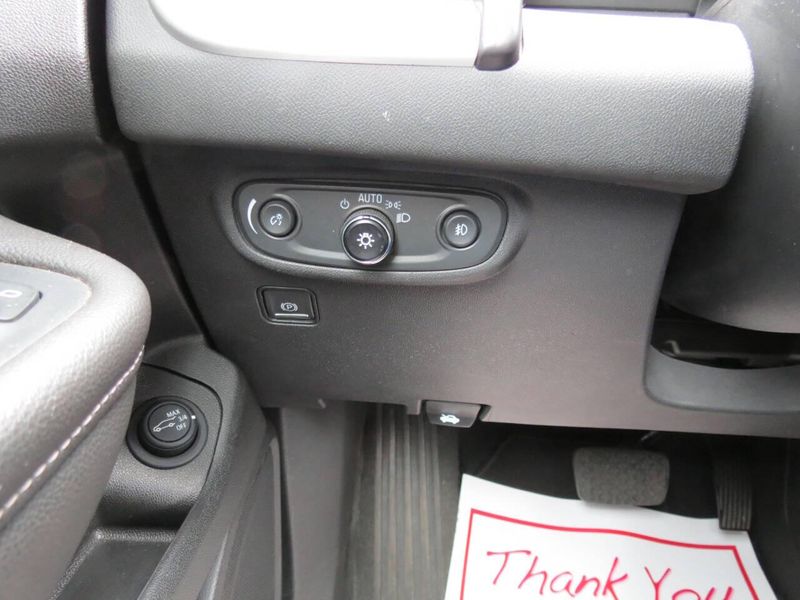 Used 2023 GMC Terrain SLT AWD 4dr SUVImage 12