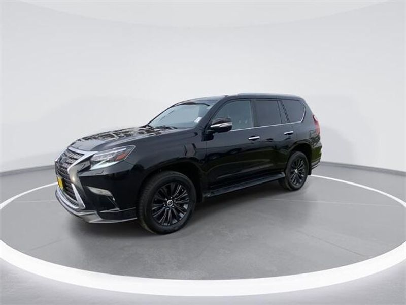 2022 Lexus GX 460 LuxuryImage 4