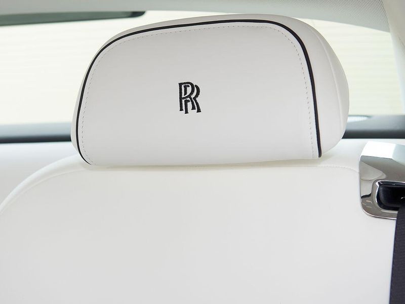 New 2026 Rolls-Royce Spectre Image 20