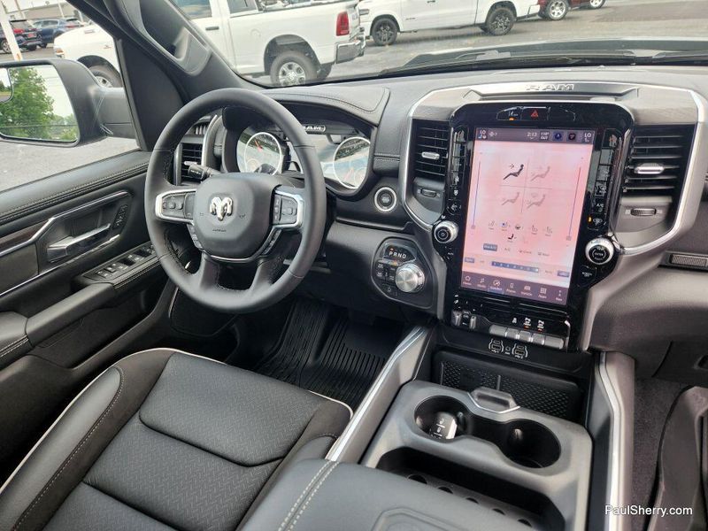 New 2025 RAM 1500 Laramie Crew Cab 4x4 5