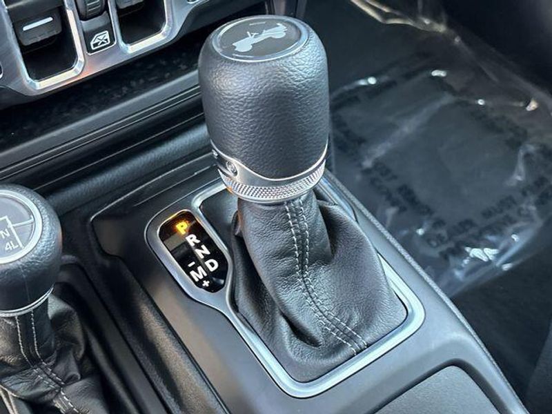 New 2025 Jeep Wrangler 4-door Sport SImage 20