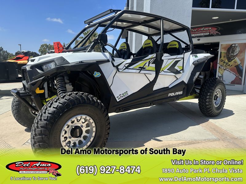 2018 Polaris RZR XP 4 1000 EPS WHITE LIGHTNINGImage 2