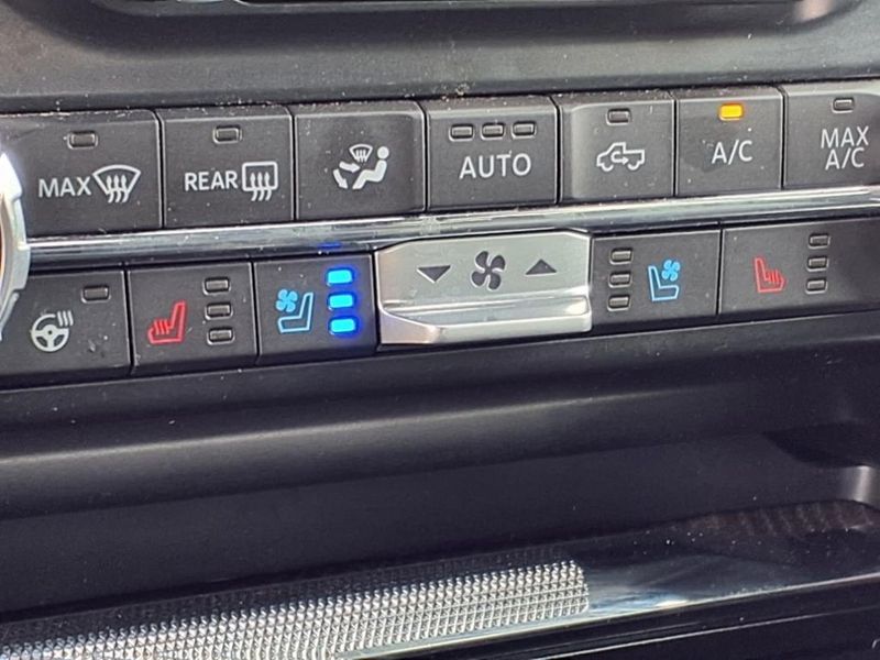 2022 Ford F-150 PlatinumImage 22