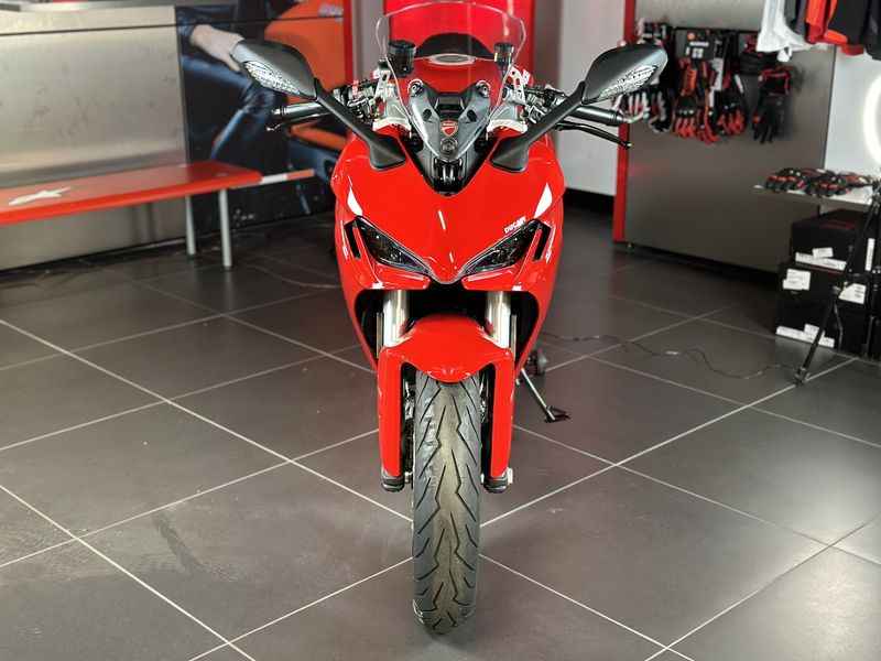 2024 Ducati SupersportImage 4