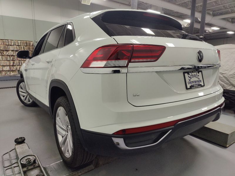 2023 Volkswagen Atlas Cross Sport SE w/Technology AWDImage 9