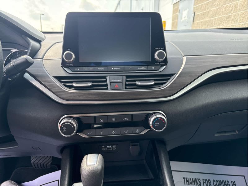 2024 Nissan Altima 2.5 SV photo 24
