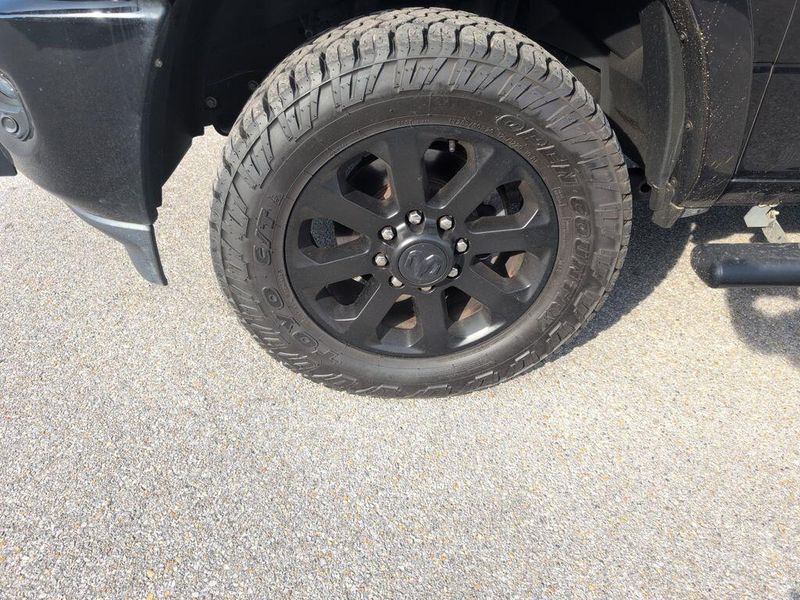 2019 RAM 2500 LaramieImage 9