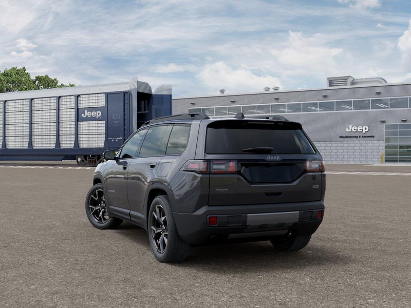 New 2026 Jeep Cherokee Overland 4x4Image 3