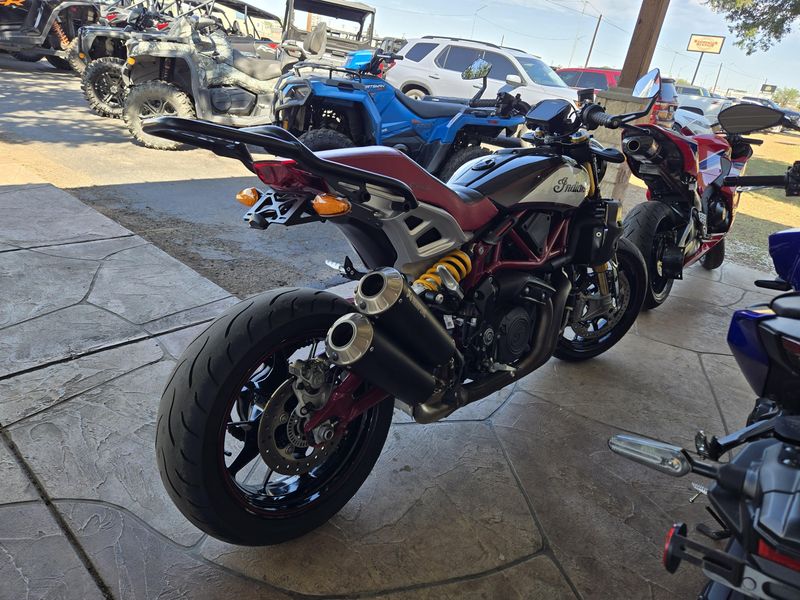 USED 2022 INDIAN MOTORCYCLE FTR 1200 R CARBON Image 5