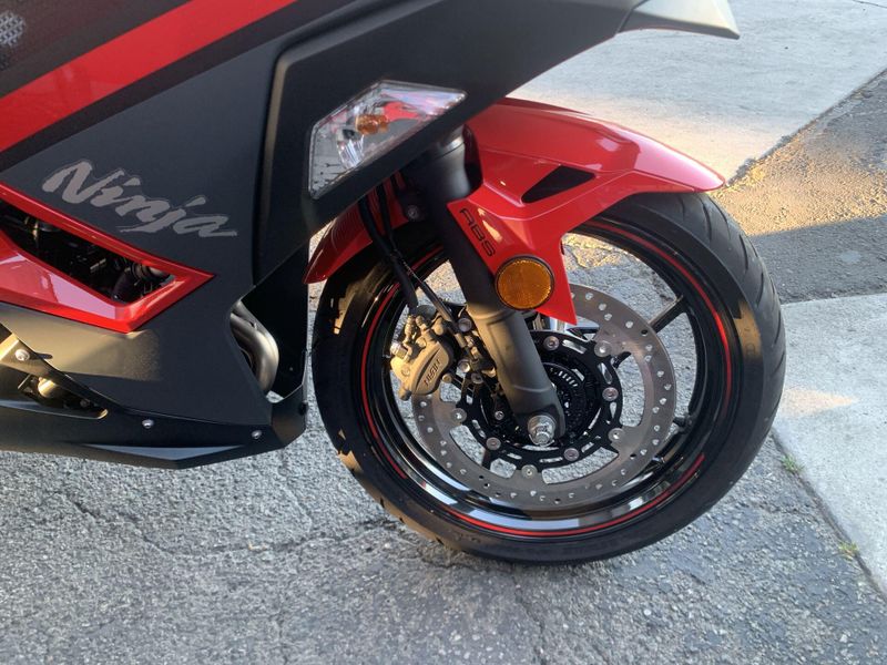 New 2025 Kawasaki NINJA 500 ABS Image 15