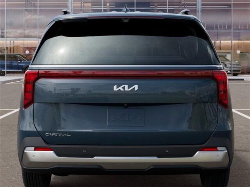 2025 Kia Carnival SXImage 13