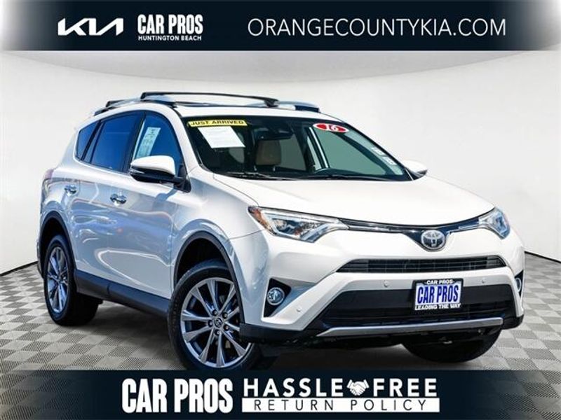 2016 Toyota RAV4 LimitedImage 1