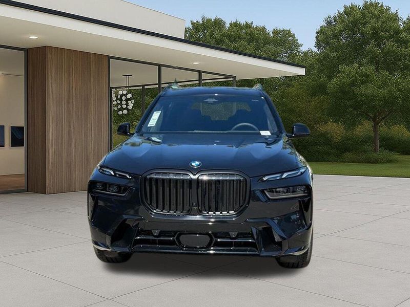 New 2026 BMW X7 xDrive40iImage 3