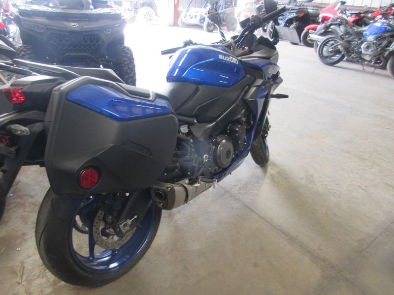 NEW 2026 SUZUKI GSX-S1000GT Image 7