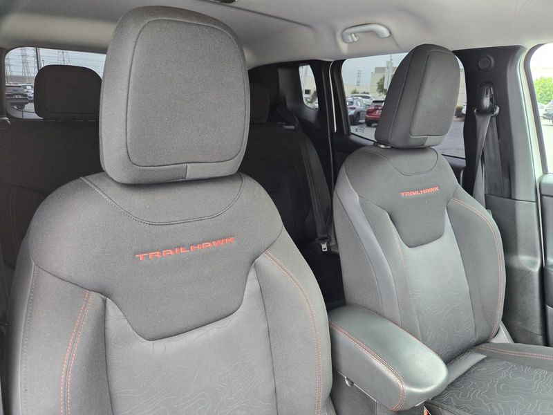 Used 2019 Jeep Renegade Trailhawk 4x4