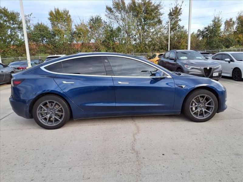 2019 Tesla Model 3 Standard Range PlusImage 5