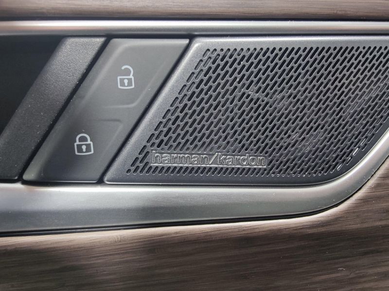 Used 2025 Volkswagen Atlas SEL Premium AWD R-Line Sunroof/NavImage 8