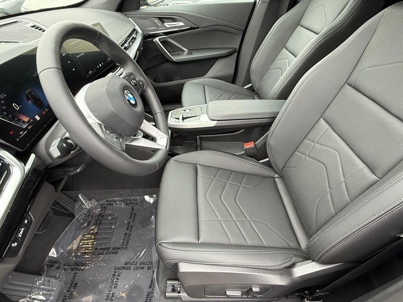 2025 BMW X1 xDrive28iImage 19