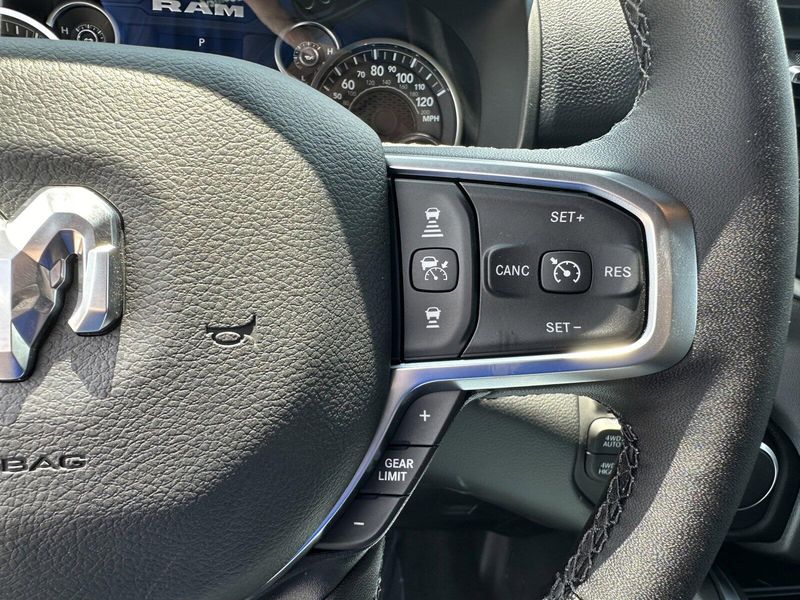 2025 RAM 1500 Big HornImage 17