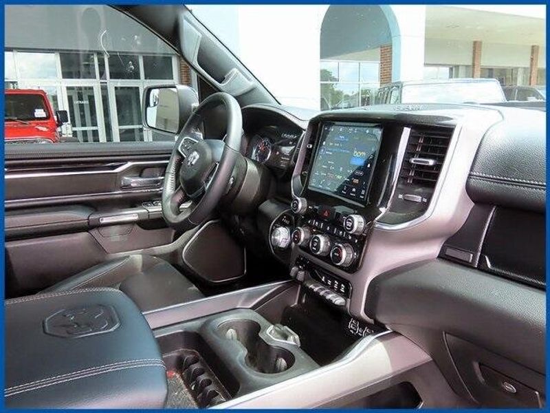 2022 RAM 1500 LaramieImage 8