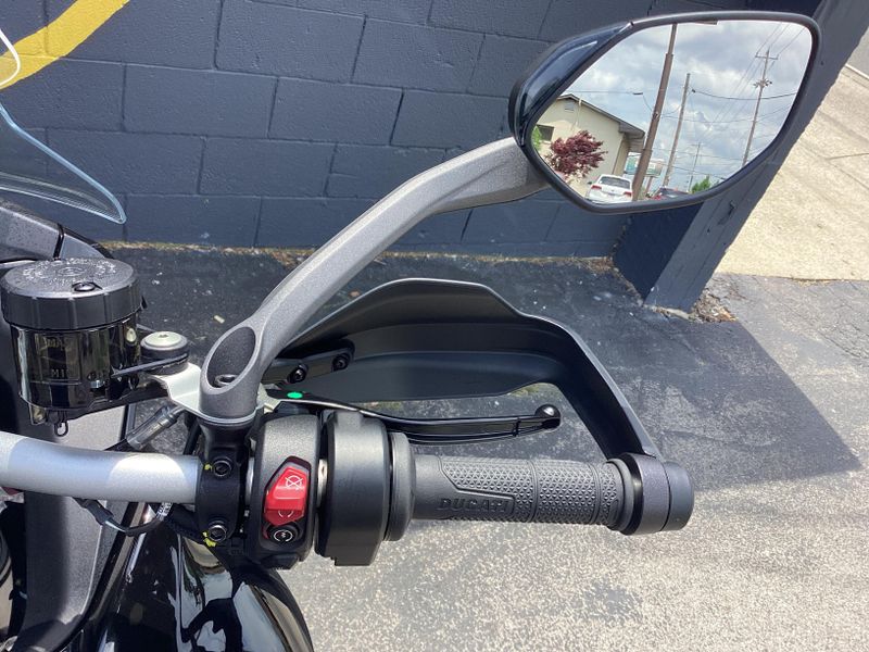 2025 Ducati Multistrada V4 S Travel Radar 