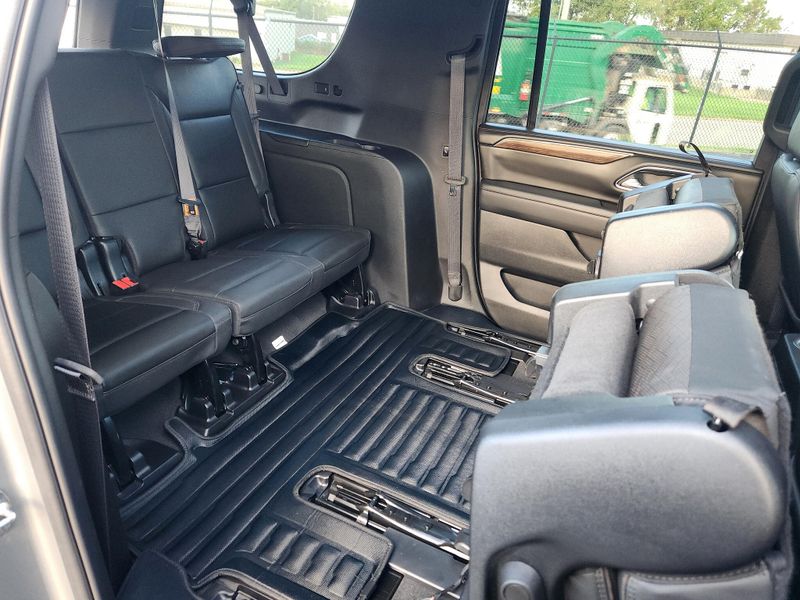 Used 2024 Chevrolet Suburban High Country