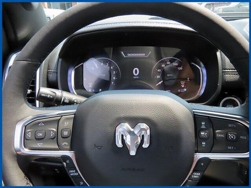 2025 RAM 1500 LaramieImage 15