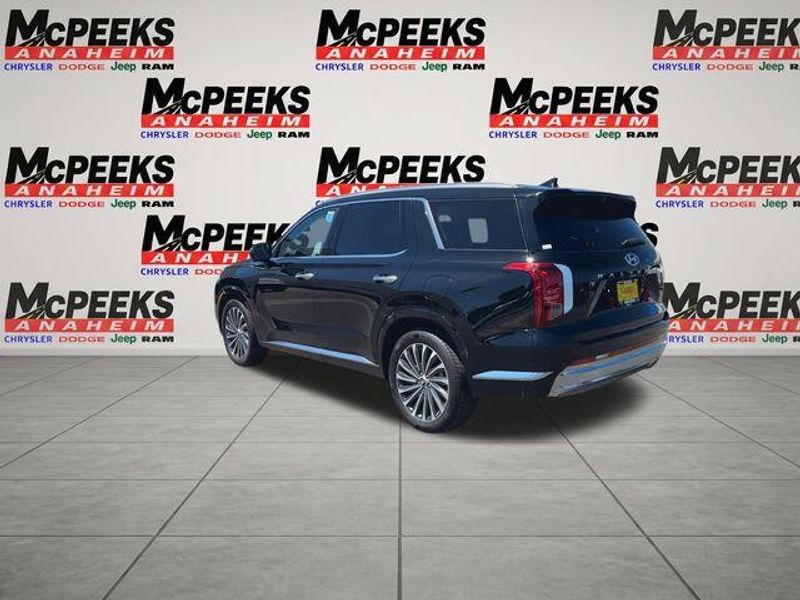 Used 2024 Hyundai Palisade CalligraphyImage 6