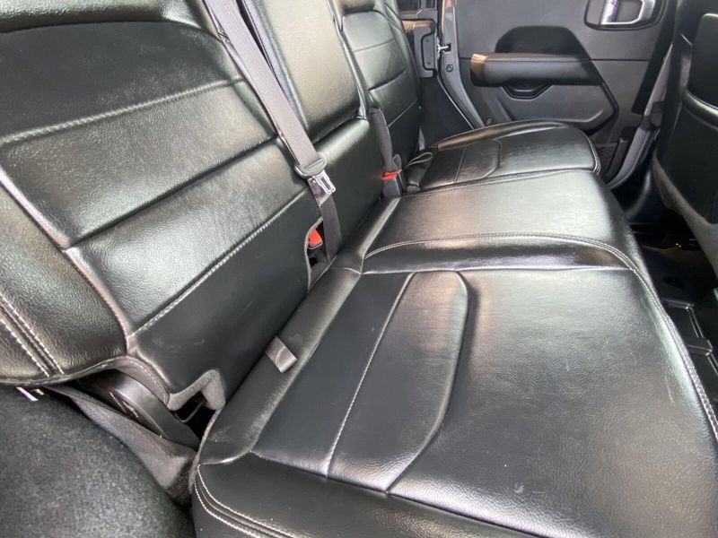 2022 Jeep Wrangler 4xE Unlimited Sahara 4xeImage 14