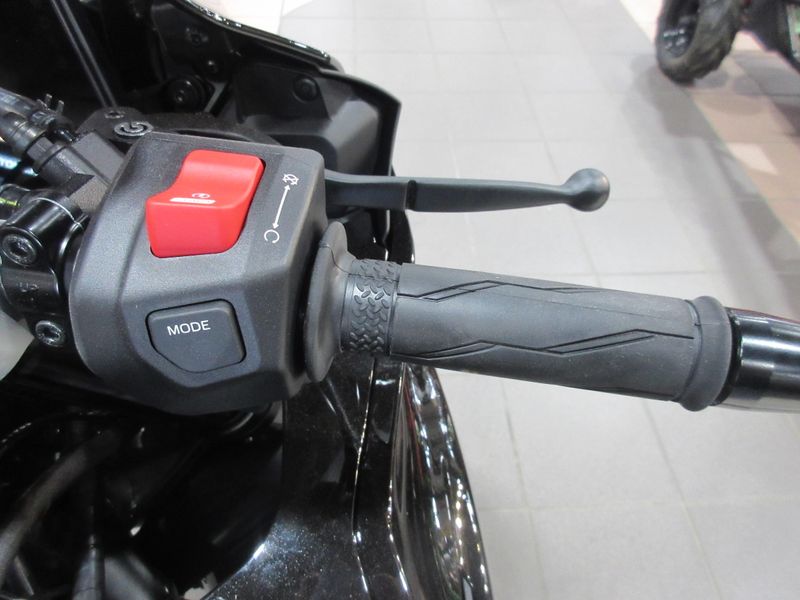 NEW 2026 YAMAHA YZF-R7 Image 15