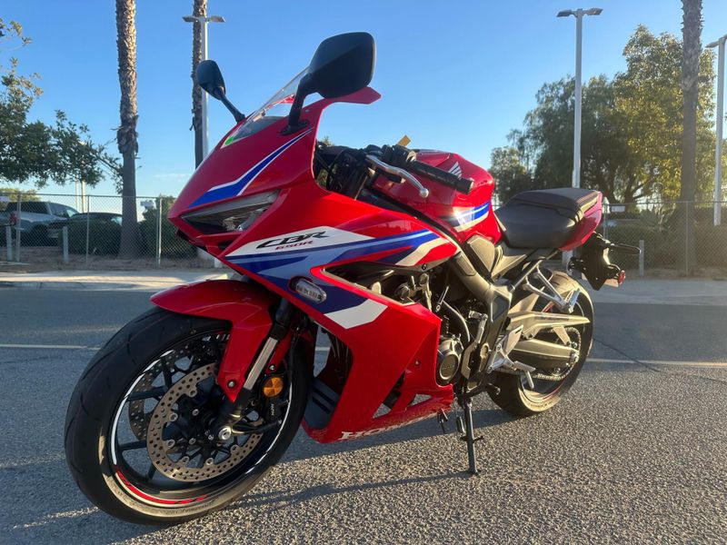 New 2024 Honda CBR650R ABS Image 6