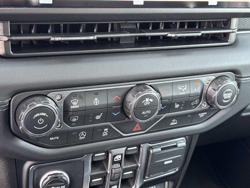 New 2026 Jeep Gladiator Rubicon 4x4