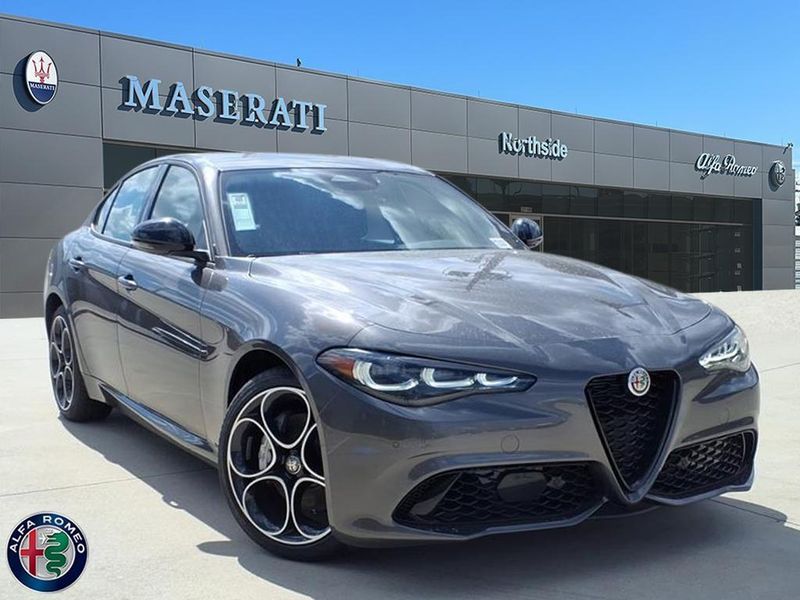 New 2025 Alfa Romeo Giulia AWDImage 1