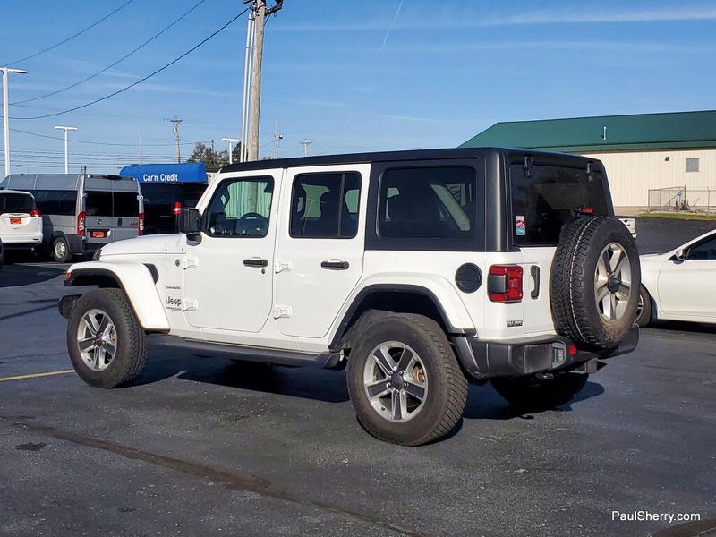 2021 Jeep Wrangler Unlimited Sahara photo 4