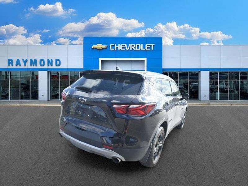 Used 2021 Chevrolet Blazer LTImage 3