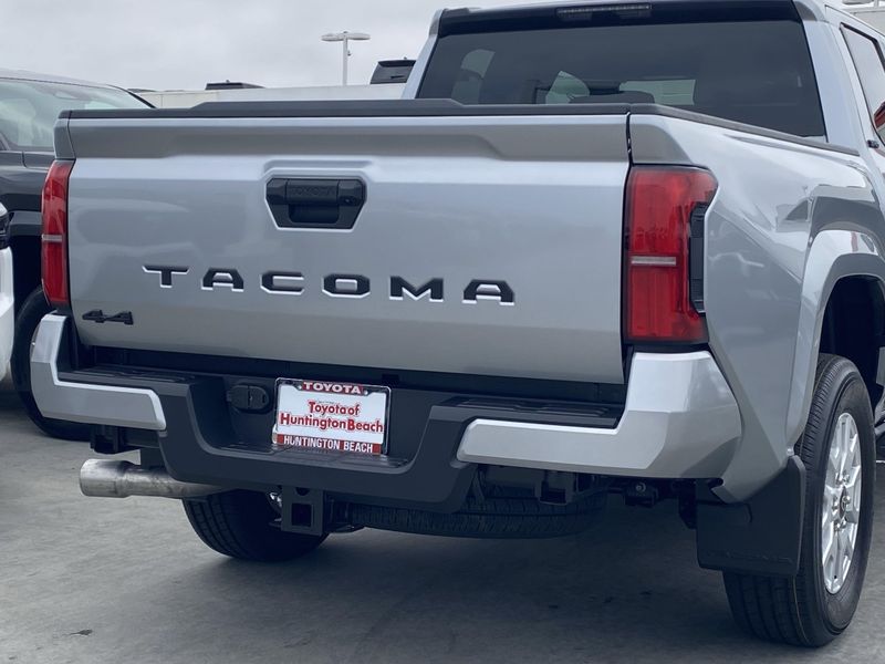 New 2025 Toyota Tacoma SR5Image 4