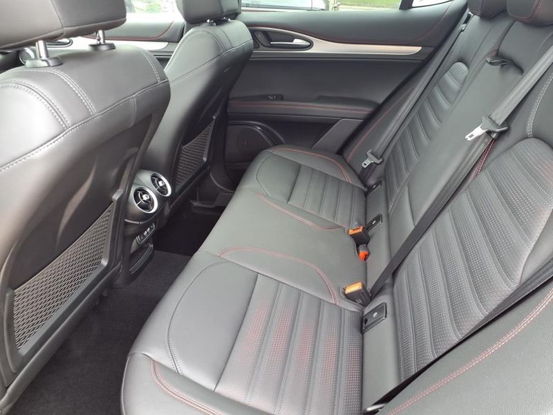 2025 Alfa Romeo Stelvio Tributo Italiano AwdImage 11