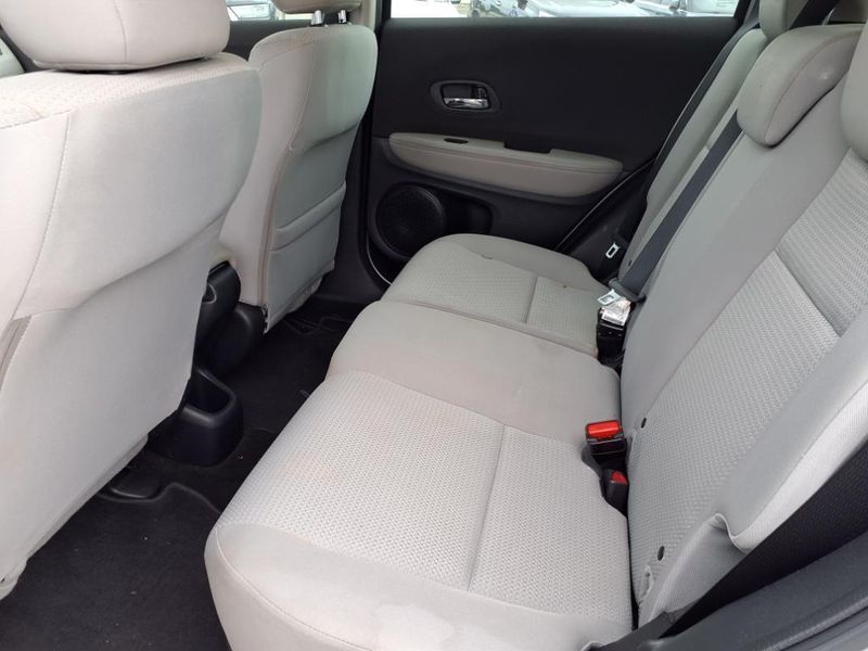 Used 2019 Honda HR-V LXImage 15