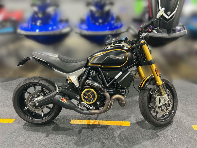 Used 2018 Ducati SCRAMBLER 1100 Image 12
