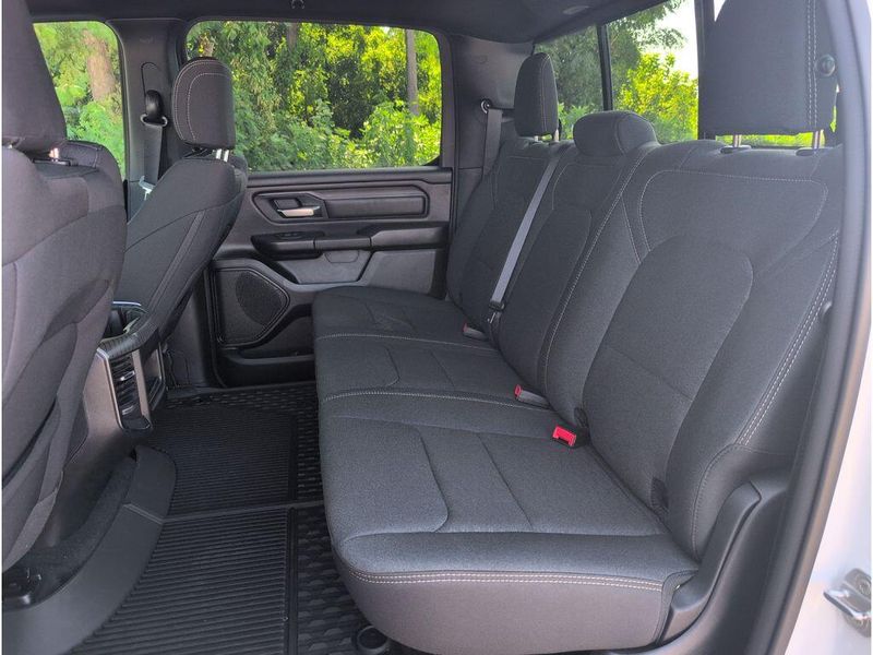 New 2026 RAM 1500 Express Crew Cab 4x4 5
