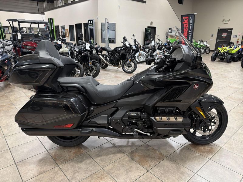New 2026 Honda GOLDWING TOUR DCT Image 18