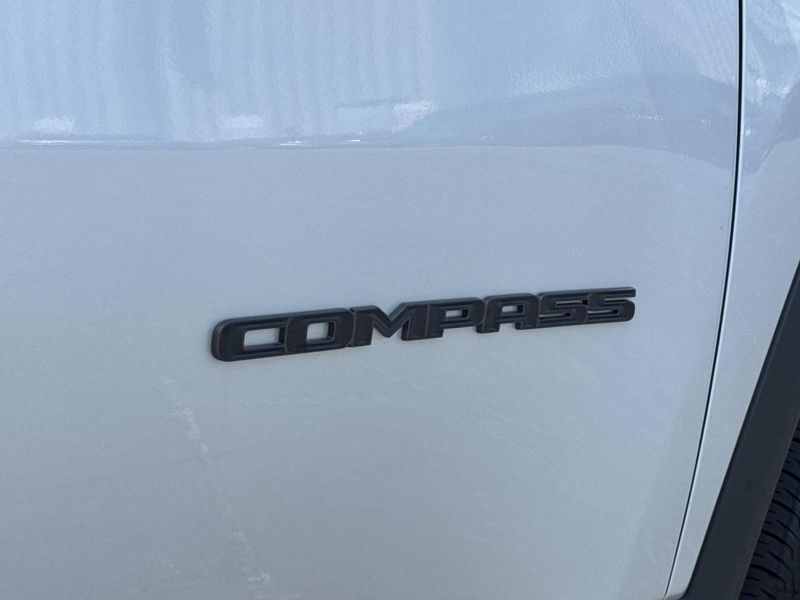 New 2026 Jeep Compass Limited Altitude 4x4