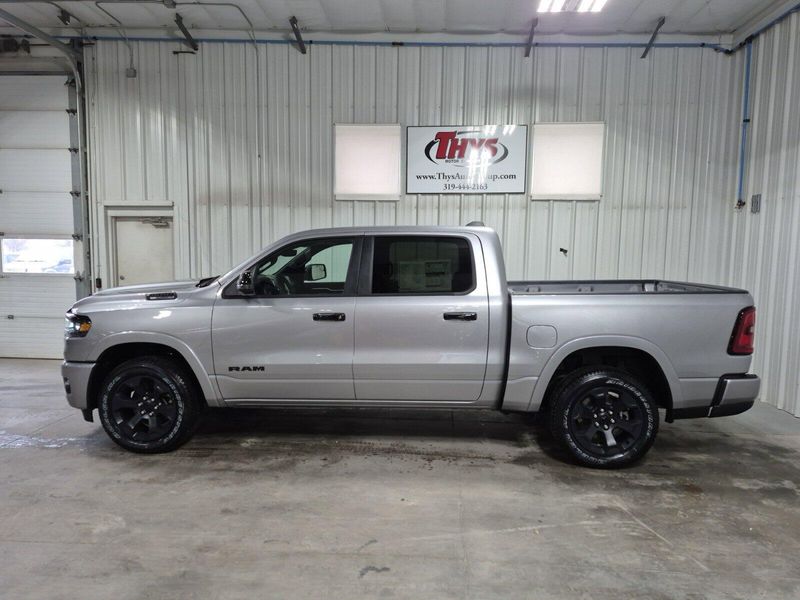 2025 RAM 1500 Big Horn Crew Cab 4x4 5