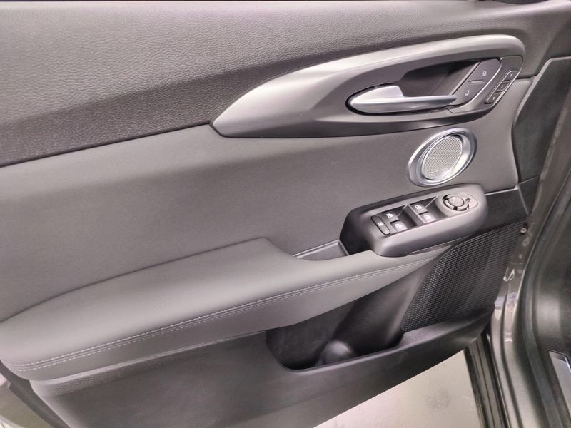 Used 2024 Alfa Romeo Tonale Veloce Premium AWD w/SunroofImage 32