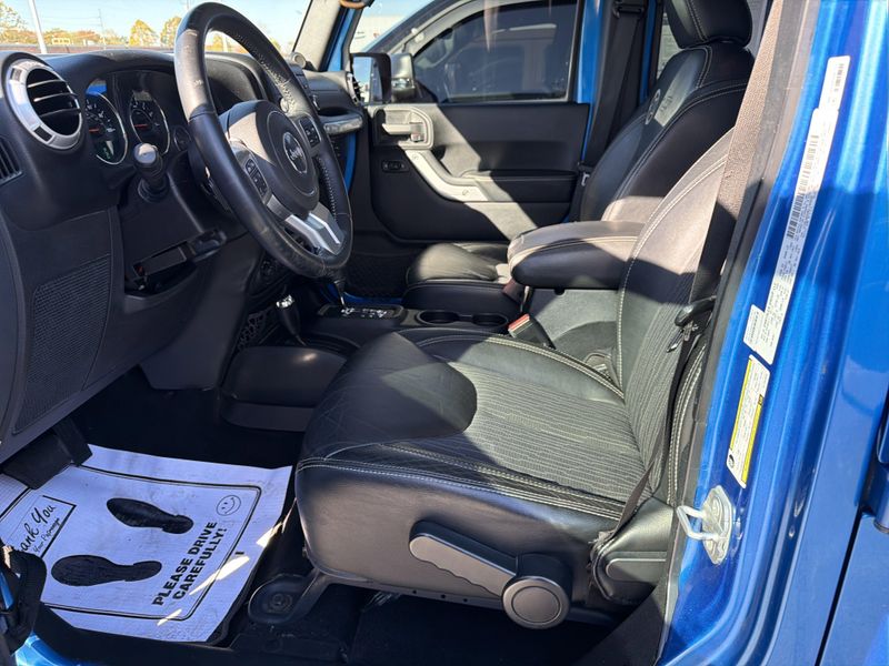 Used 2014 Jeep Wrangler Unlimited Freedom EditionImage 23