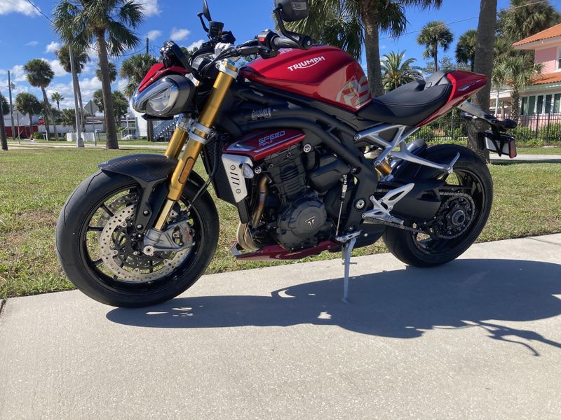 2024 Triumph Speed Triple 1200 RS 