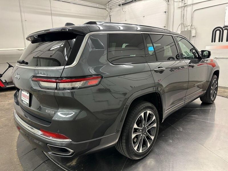 2021 Jeep Grand Cherokee Overland photo 8