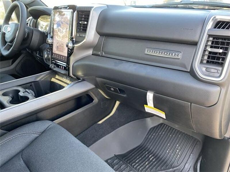 2025 RAM 1500 Big Horn Crew Cab 4x2 5