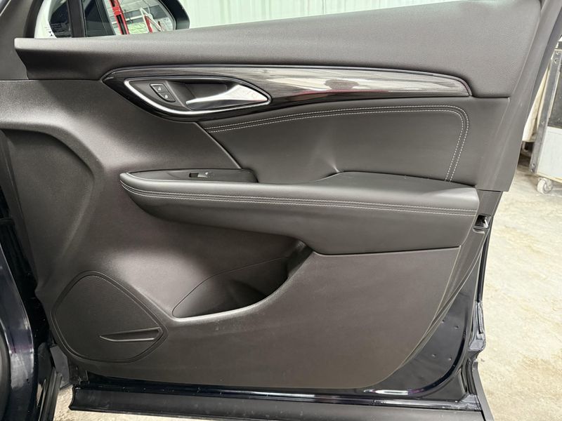 Used 2021 Buick Envision EssenceImage 11